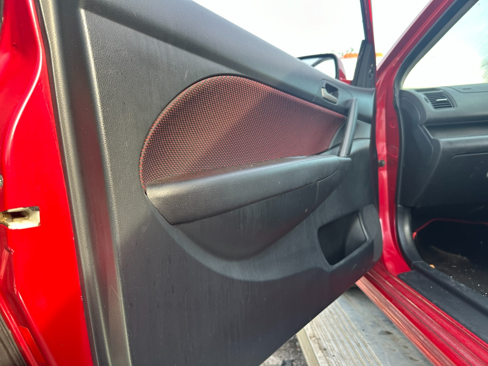 2005 HONDA CIVIC MK7 3 DOOR NS PASSENGER SIDE FRONT DOOR COMPLETE RED R81