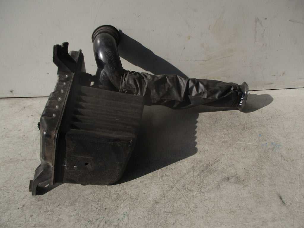 2010 VOLKSWAGEN AVEO 1.2 PETROL AIR FILTER HOUSING BOX