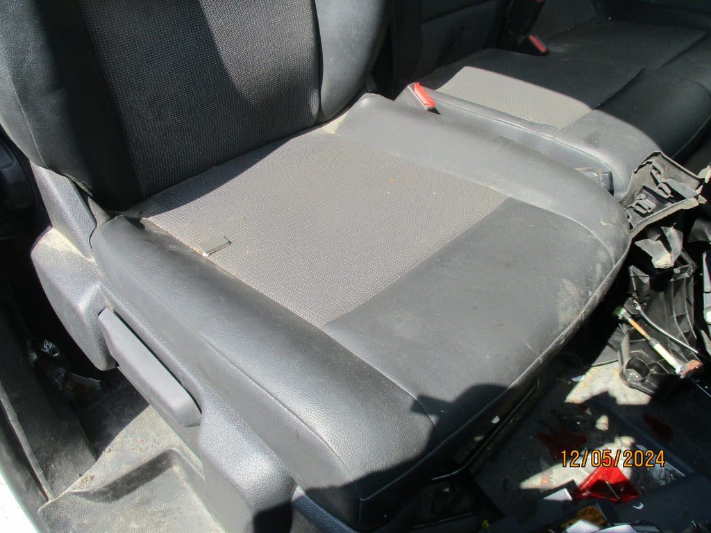 VAUXHALL VIVARO MK3 C 2020 OSF DRIVER SIDE FRONT COMPLETE SEAT HALF LEATHER