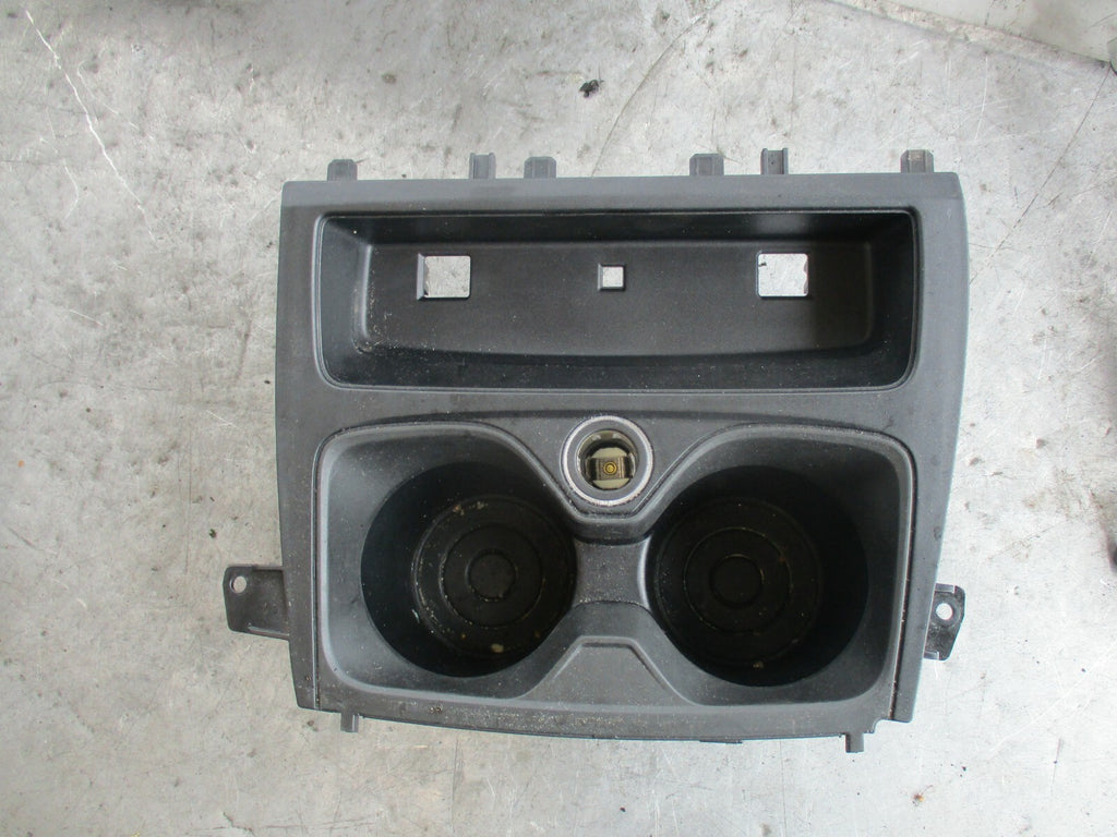 BMW 1 SERIES F20 F21 CENTRE CONSOLE AMP SOCKET & CUP HOLDERS 9207321 9220832