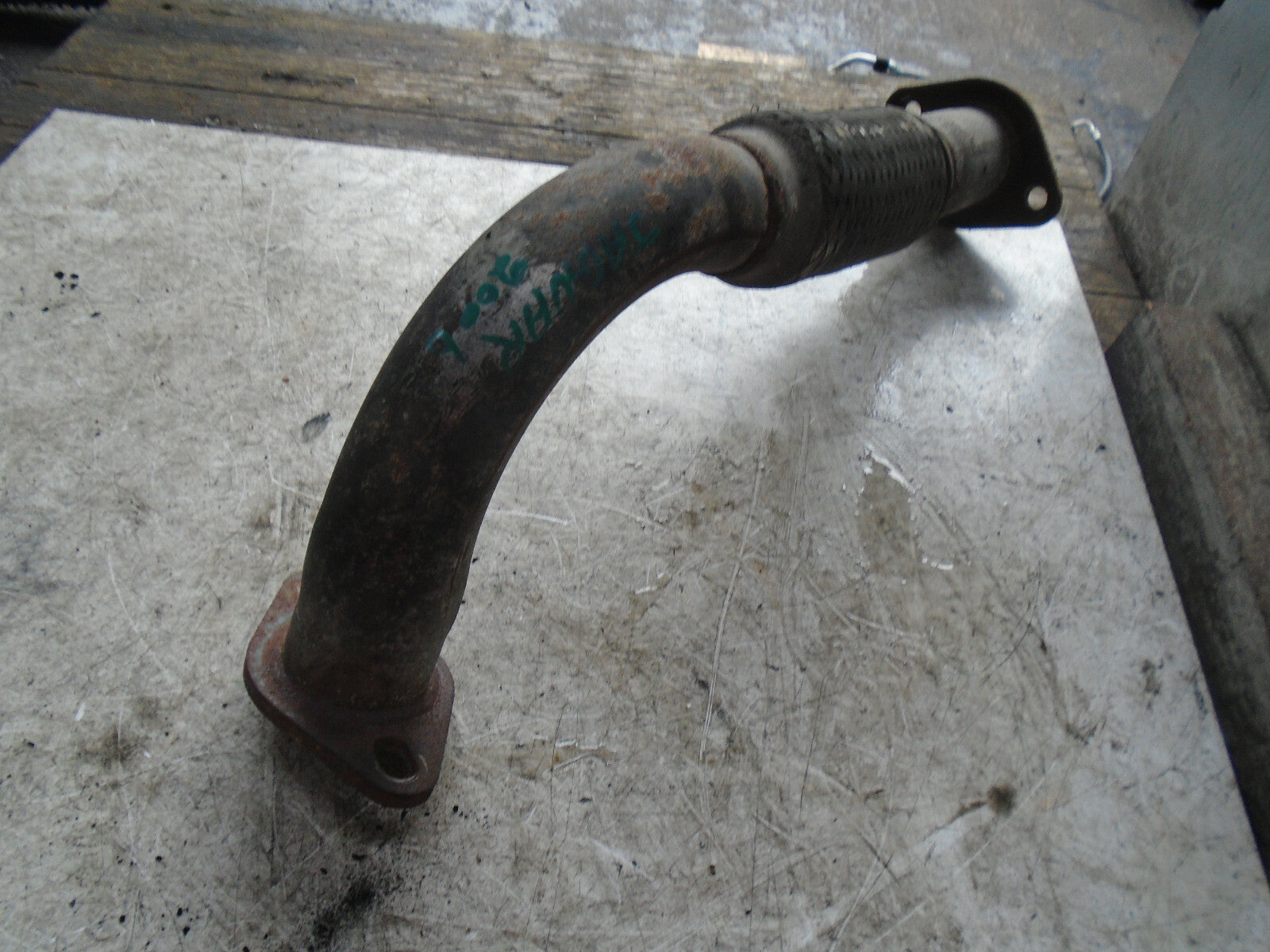 JAGUAR X TYPE 2006 2.0 DIESEL EXHAUST FRONT FLEXI PIPE