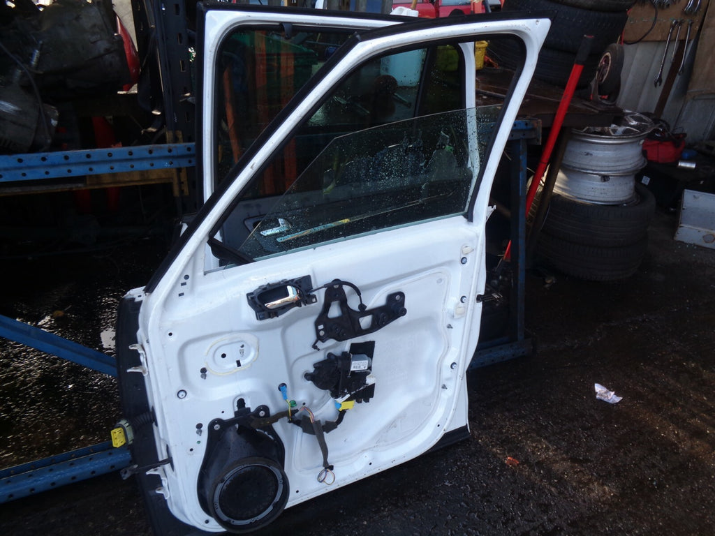 CITROEN C4 GRAND PICASSO 2014 OSF DRIVER SIDE FRONT COMPLETE DOOR WHITE