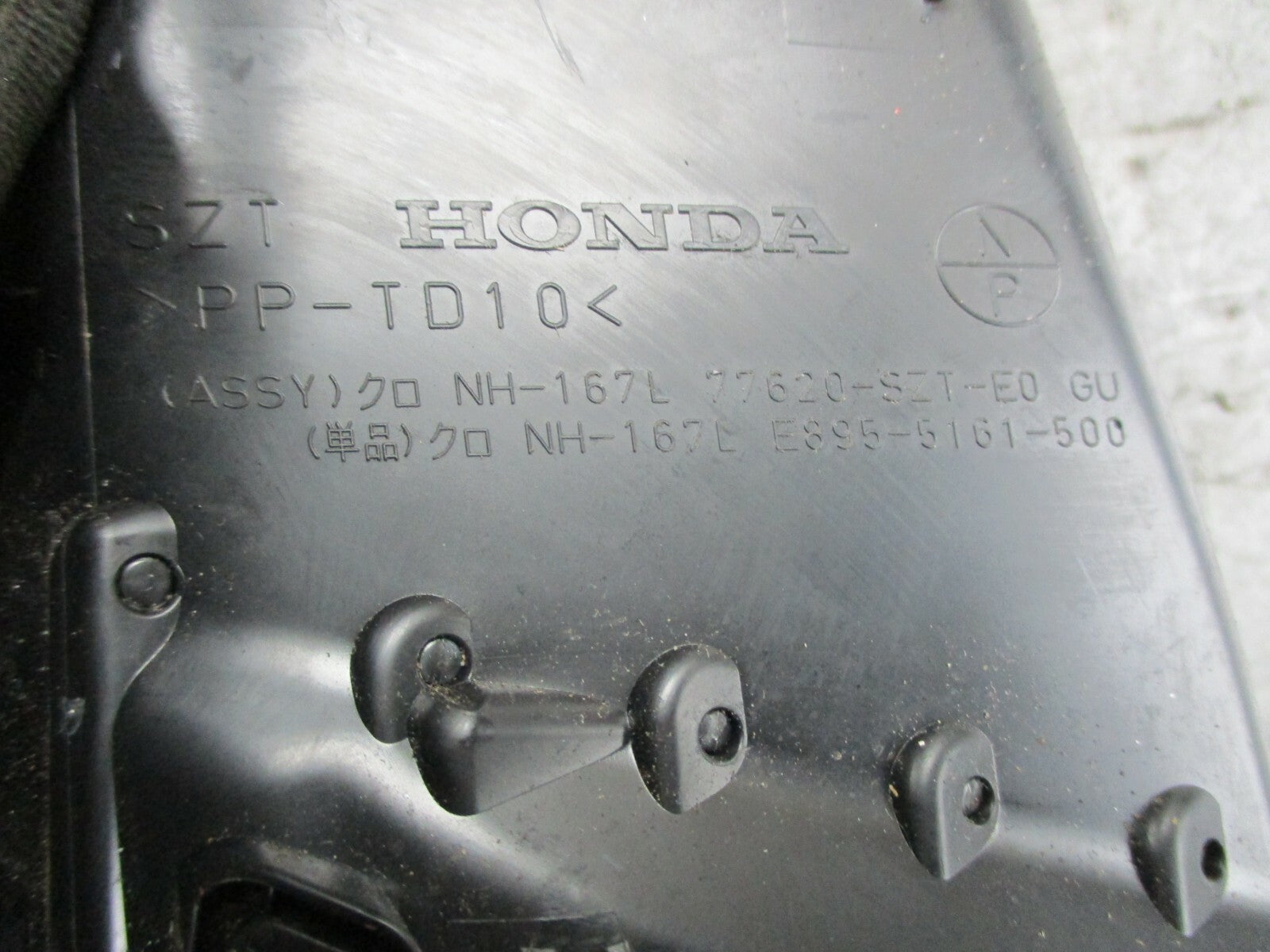 HONDA CRZ ZF1 2010 OS DRIVER SIDE HEATER AIR VENT E8950011500