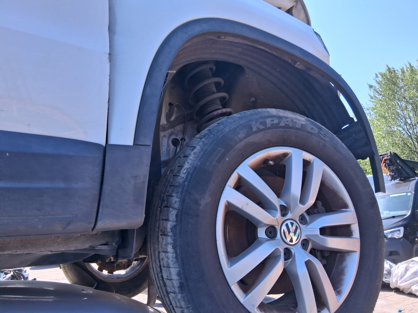 2013 VW VOLKSWAGEN TIGUAN OSF DRIVER SIDE FRONT WHEEL ARCH TRIM