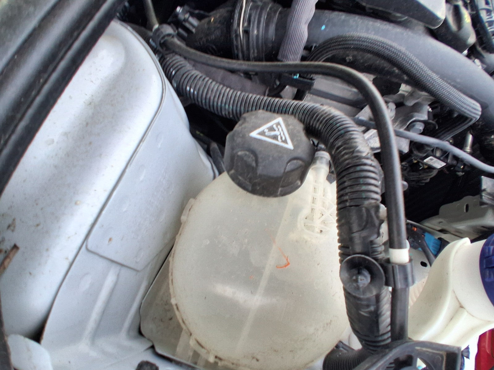 PEUGEOT 208 MK2 2025 COOLANT WATER OVERFLOW EXPANSION TANK