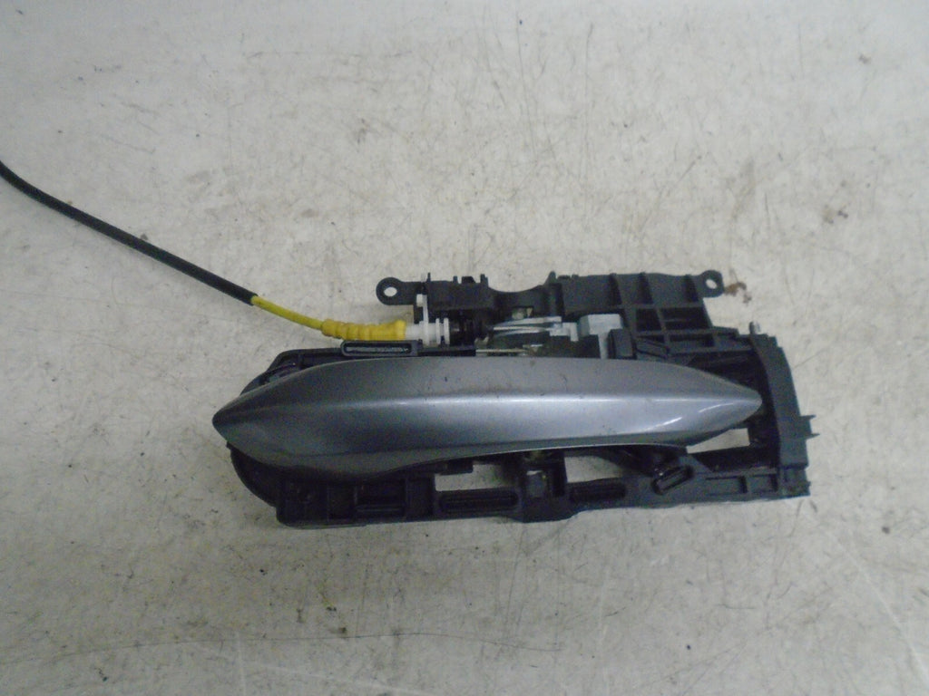 BMW 5 SERIES GT 2015 F07 NSR REAR PASSENGER SIDE EXTERIOR DOOR HANDLE