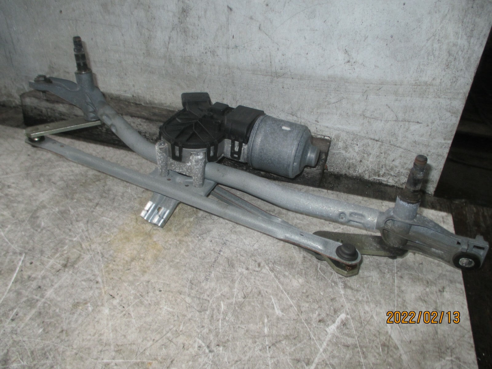 PEUGEOT PARTNER CITROEN BERLINGO 2014 FRONT WIPER MOTOR LINKAGE 9683100780