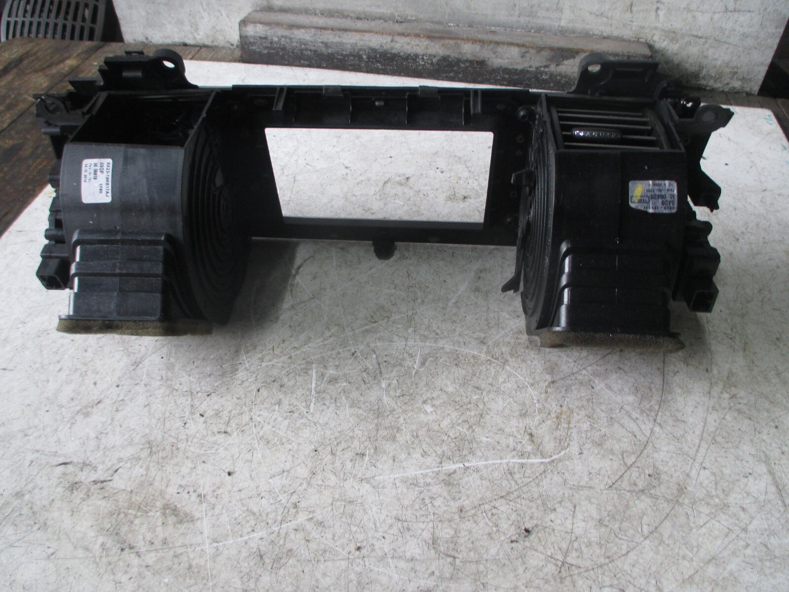JAGUAR XF 2008 INTERIOR DASHBOARD AIR VENT 8X2319K617BJ