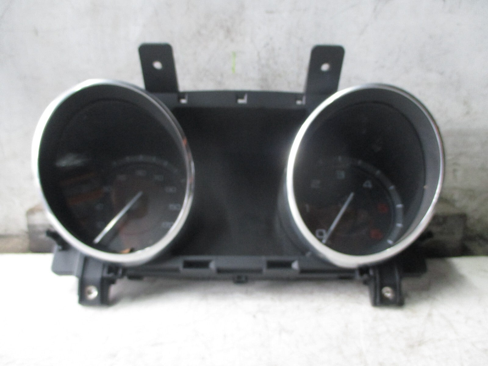 JAGUAR XE X760 2016 2.0 DIESEL AUTO SPEEDO CLOCKS CLUSTER GX7310849BE