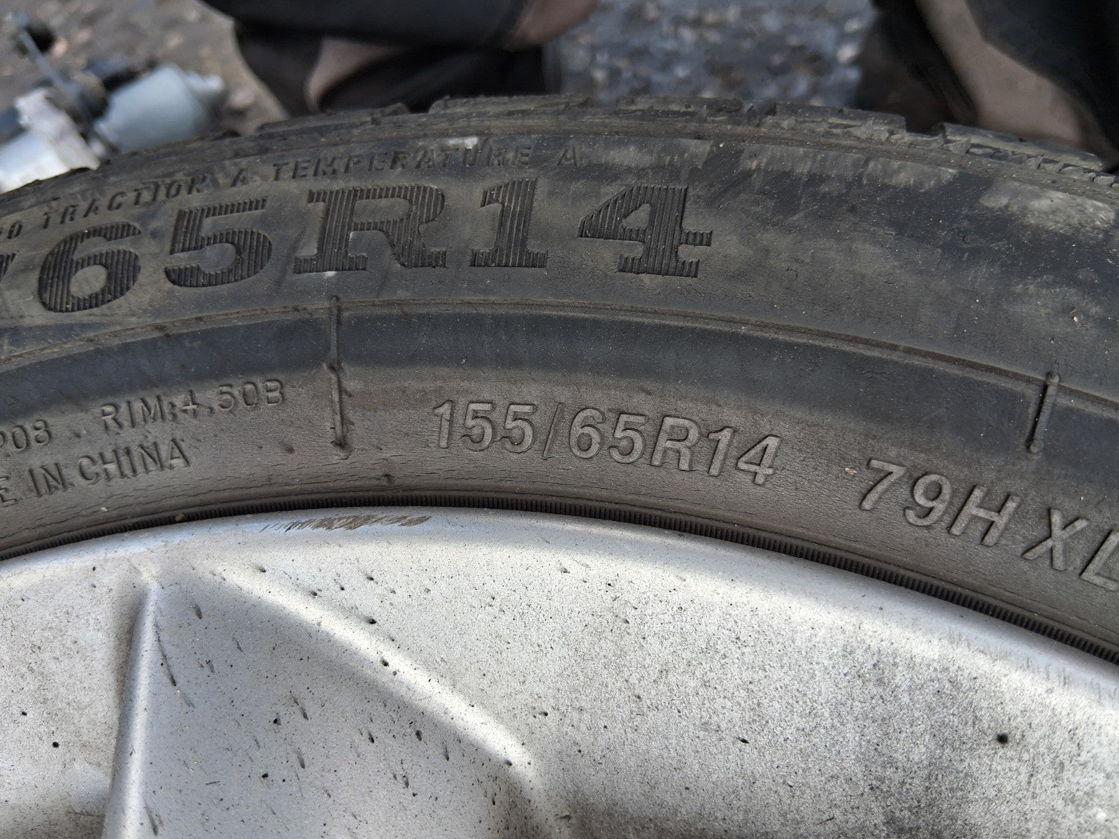 2008 TOYOTA AYGO MK1 14 INCH ALLOY WHEEL WITH TYRE 155/65R14