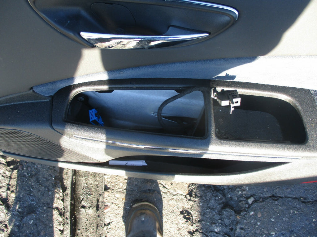 FIAT BRAVO MK2 5 DOOR OSF DRIVER SIDE FRONT COMPLETE DOOR 272/B AVORIO VANITOSO