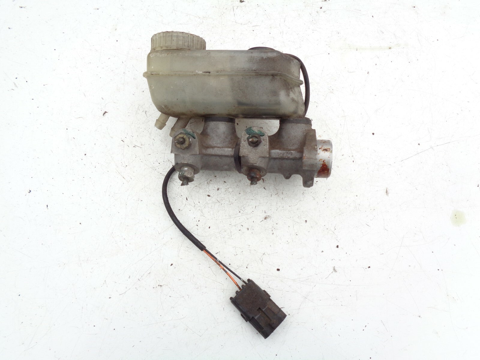 VAUXHALL VECTRA A 1995 BRAKE MASTER CYLINDER FLUID RESERVOIR TANK 2383FBB