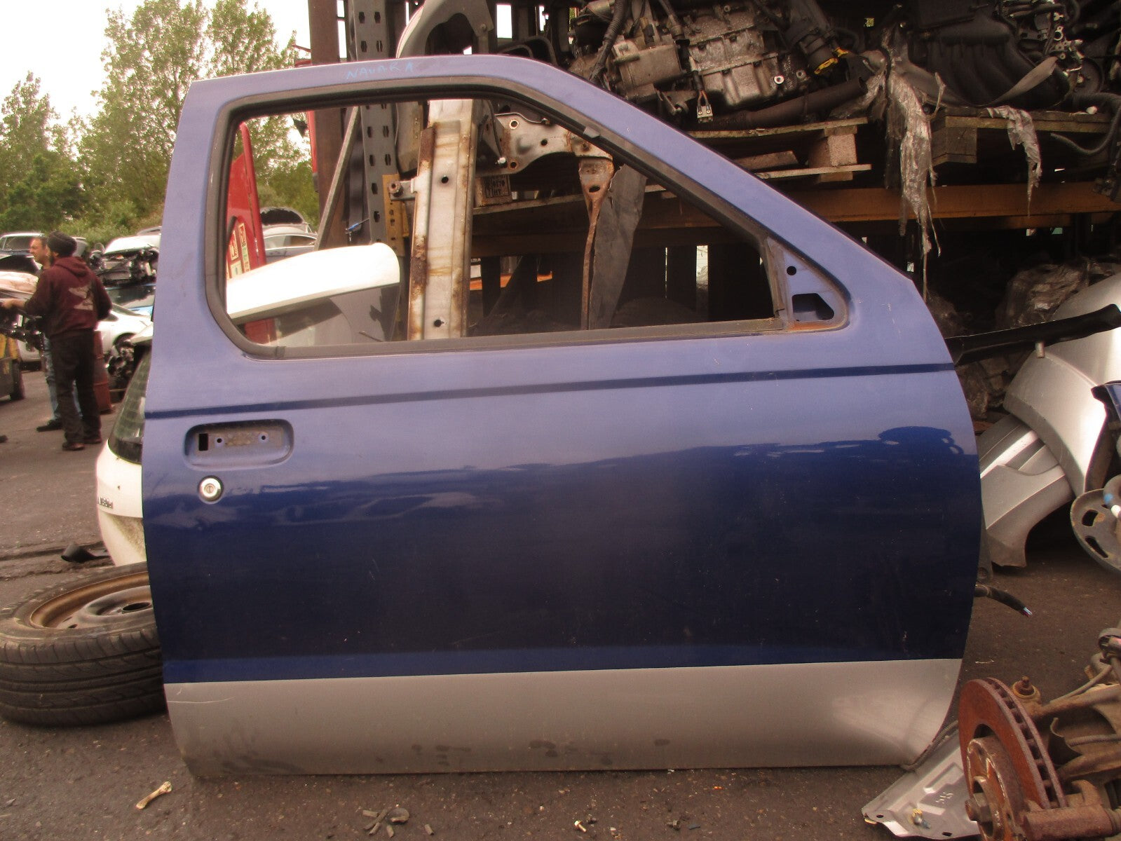 2002 NISSAN NAVARA D22 OSF DRIVER SIDE FRONT RIGHT BARE DOOR BLUE