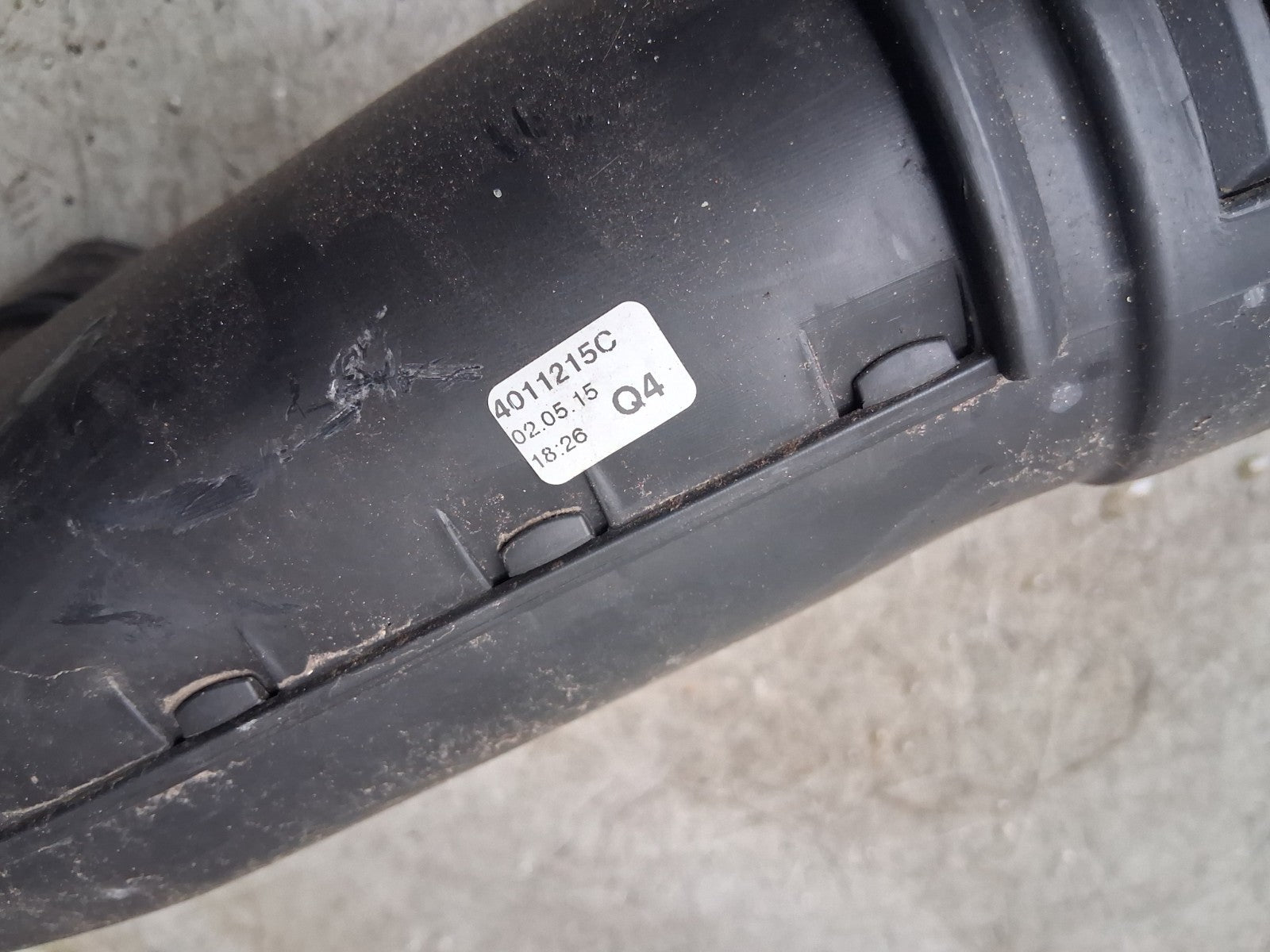 2009 MERCEDES BENZ C CLASS W204 AIR INTAKE DUCT HOSE PIPE A6510903437