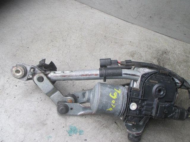 TOYOTA AVENSIS SALOON T270 2015 FRONT WIPER MOTOR & LINKAGE 0390241964