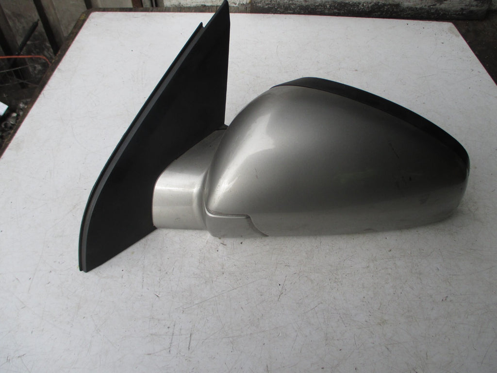VAUXHALL VECTRA C 2003 NS PASSENGER SIDE ELECTRIC DOOR WING MIRROR GREY / SILVER