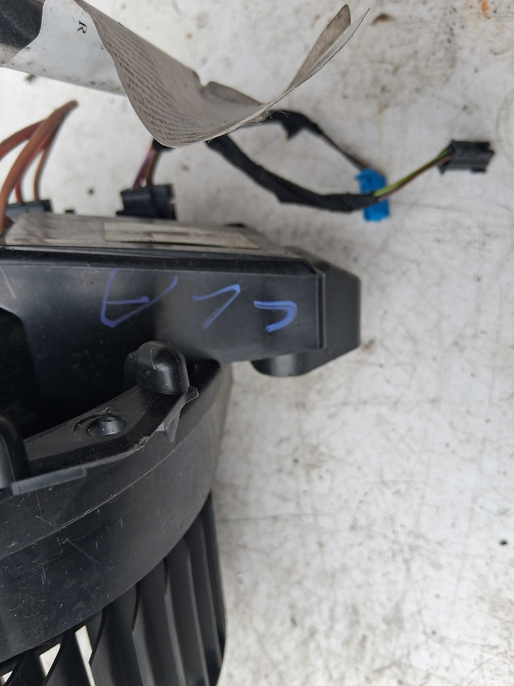 2016 MERCEDES BENZ CLA HEATER BLOWER MOTOR FAN A2469064300
