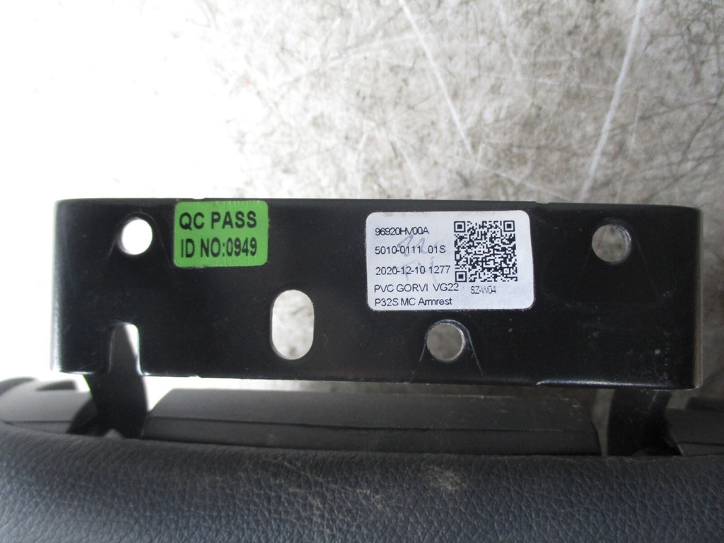 NISSAN QUASHQUI J11 2021 INTERIOR CENTER CONSOLE ARMREST