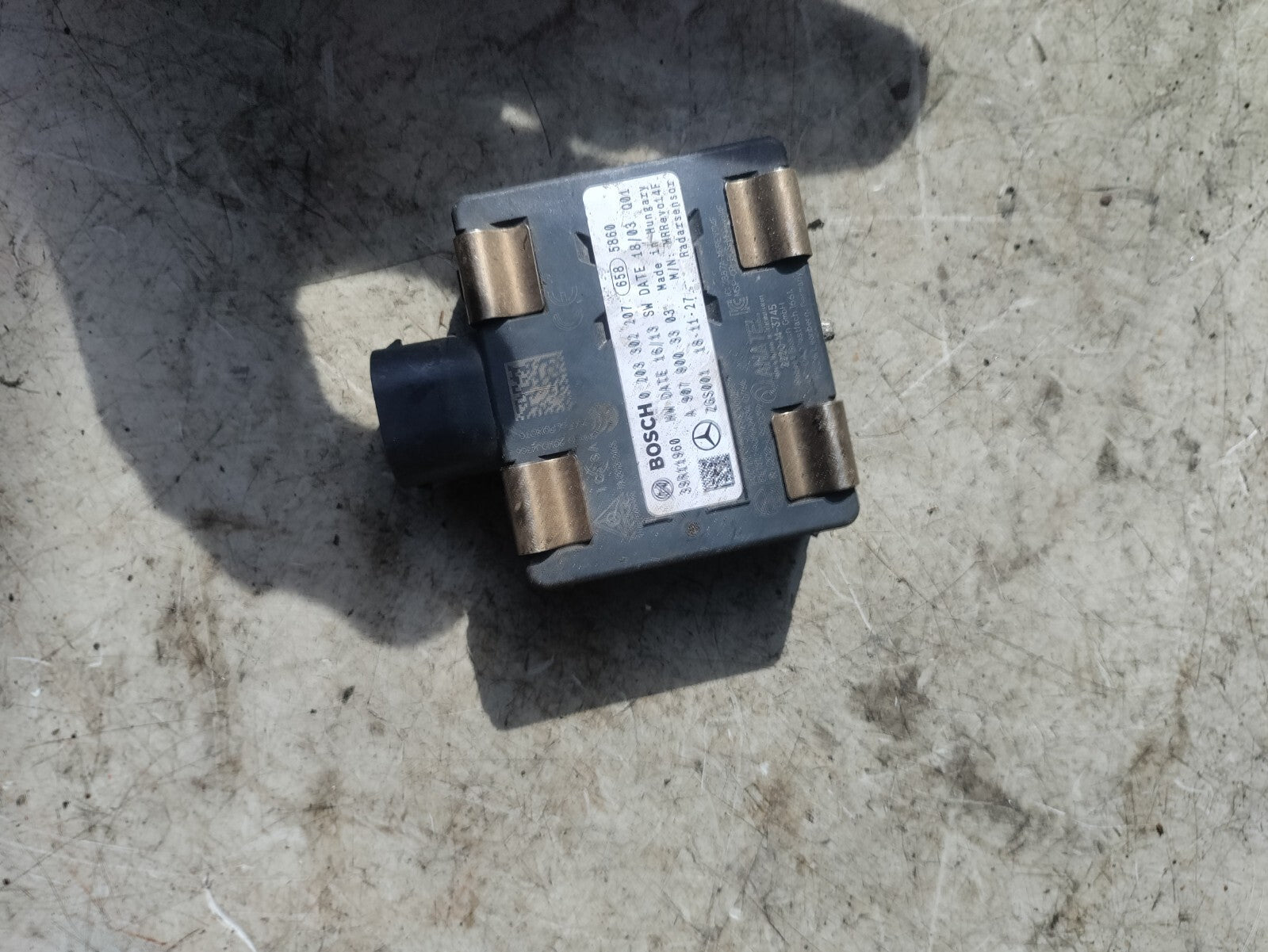 2020 MERCEDES BENZ SPRINTER W907 FRONT RADAR DISTANCE SENSOR A9079003303