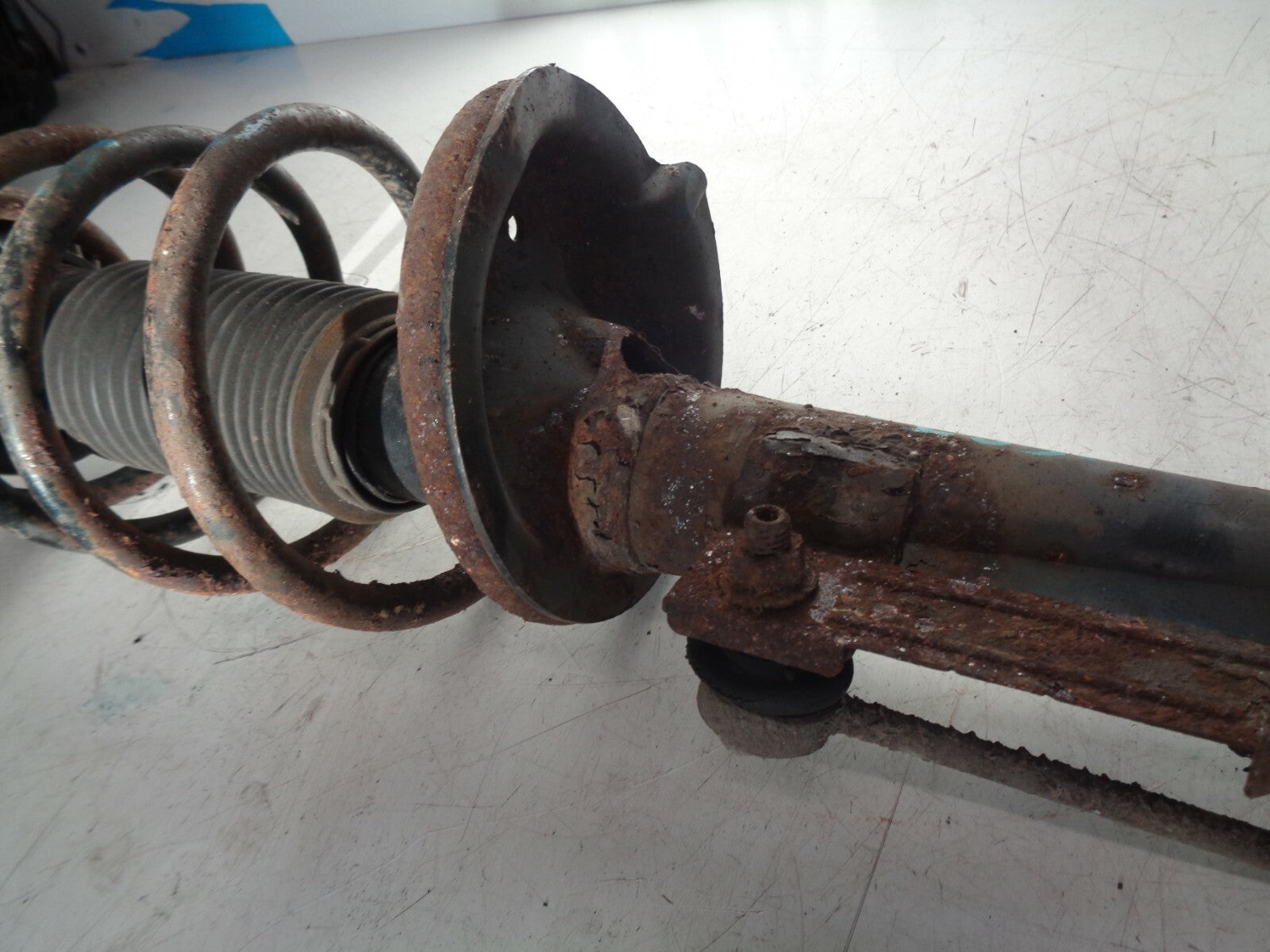 FORD TRANSIT CONNECT 2005 OSF DRIVER SIDE FRONT SHOCK COIL SPRING 2T1418057DJ