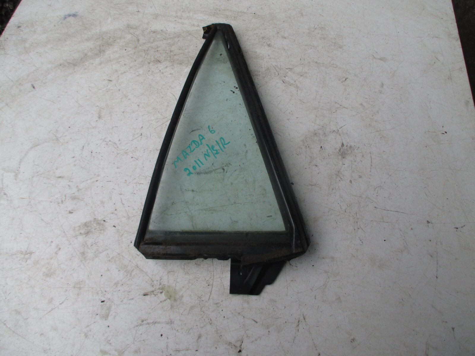 MAZDA 6 2011 NSR PASSENGER SIDE REAR QUARTER SMALL WINDOW GLASS 43R-00011