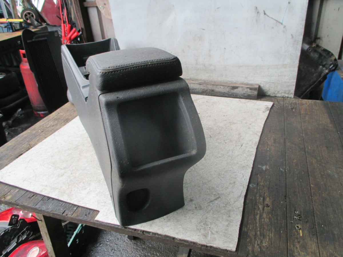 RENAULT MEGANE 2011 MK3 CENTRE CONSOLE ARMREST