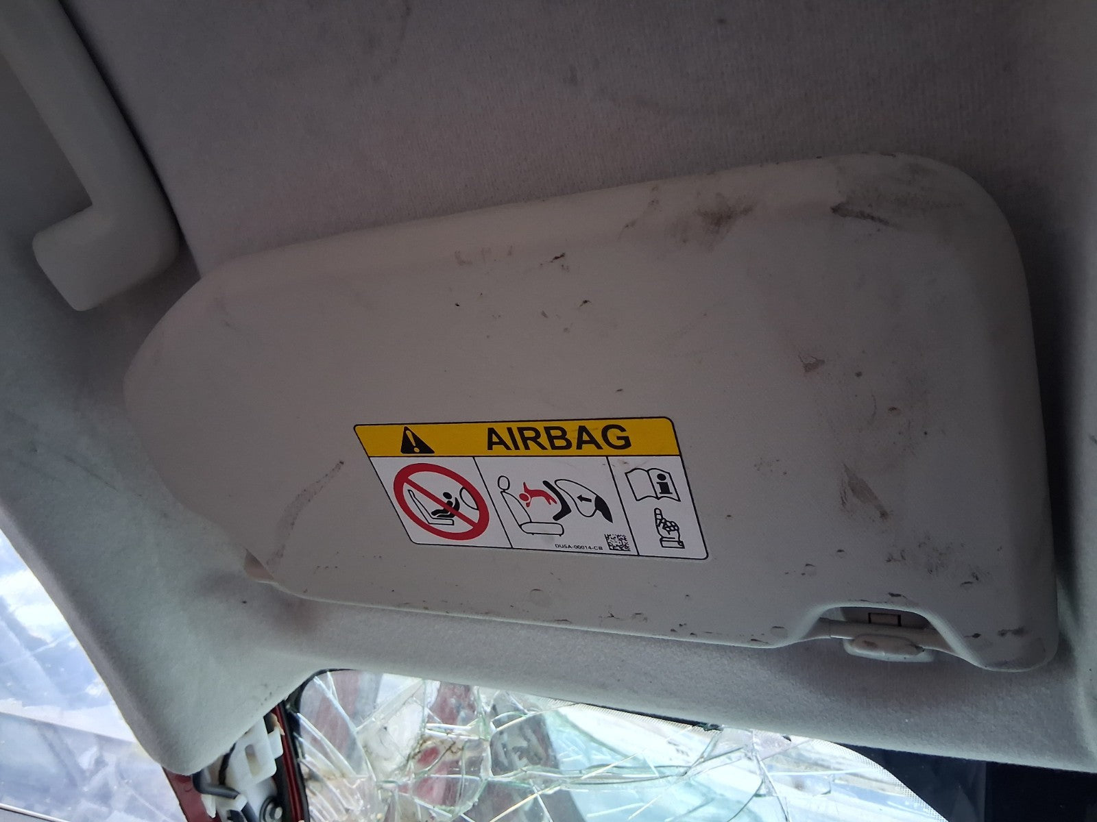 2021 FORD ECOSPORT MK2 NSF PASSENGER SIDE FRONT LEFT SUN VISOR SHADE