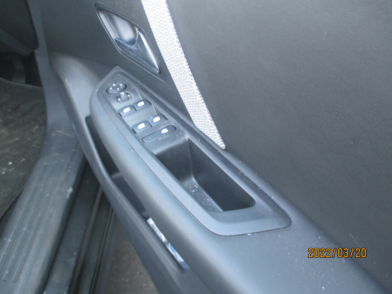 CITROEN C4 MK3 2021 OSF DRIVER SIDE FRONT DOOR WINDOW SWITCH