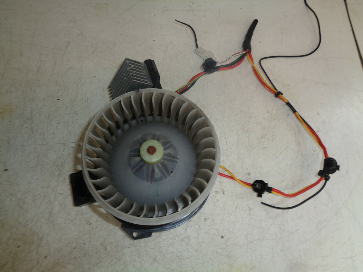 MITSUBISHI MIRAGE 2 MK6 1.2 PETROL HEATER BLOWER MOTOR WITH RESISTOR