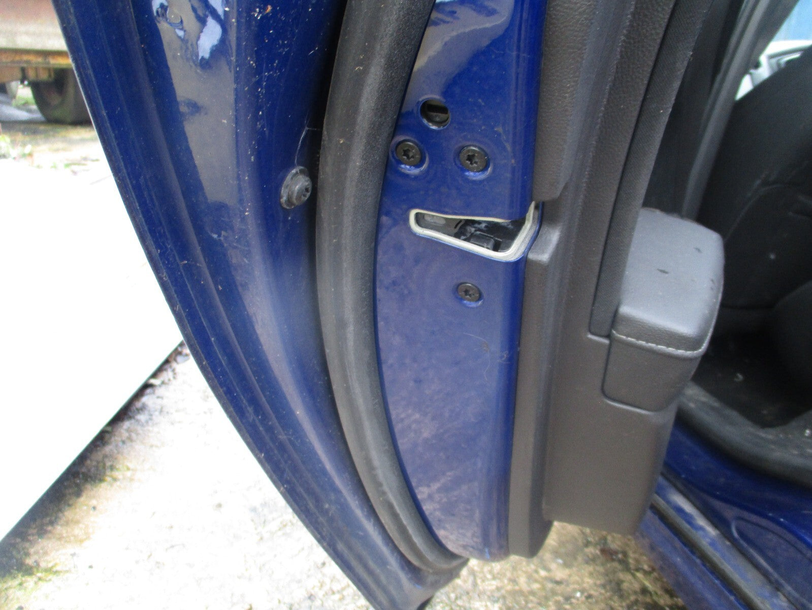 2017 FORD MONDEO MK5 HATCHBACK NSR PASSENGER SIDE REAR DOOR LOCK MECHANISM