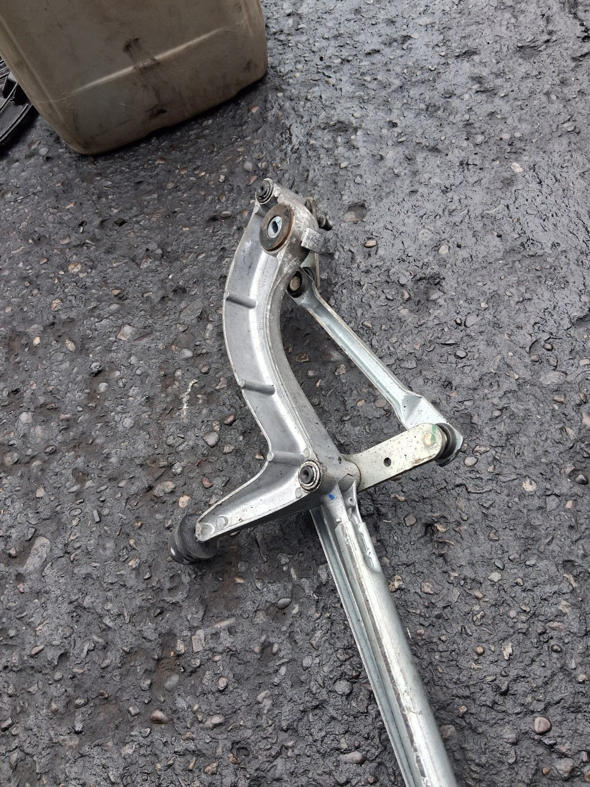 2017 FORD GRAND C MAX FRONT WINDSCREEN WINDOW WIPER MOTOR & LINKAGE F1DT17K636