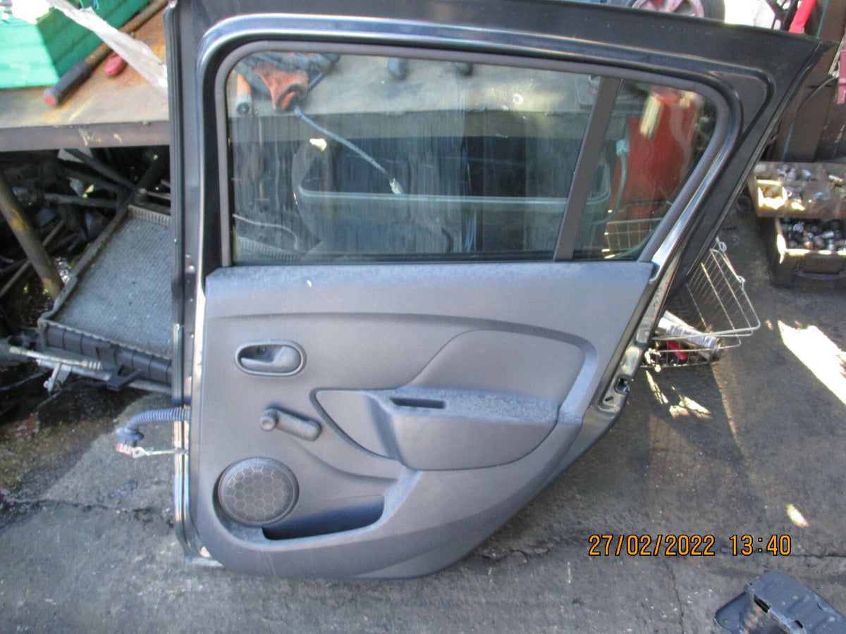 DACIA SANDERO 2017 MK2 OSR REAR DRIVER SIDE COMPLETE DOOR GREY