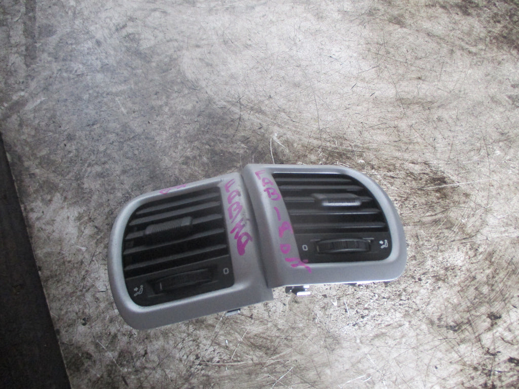 SKODA FABIA 2007 DASH AIR VENTS 5J0819702