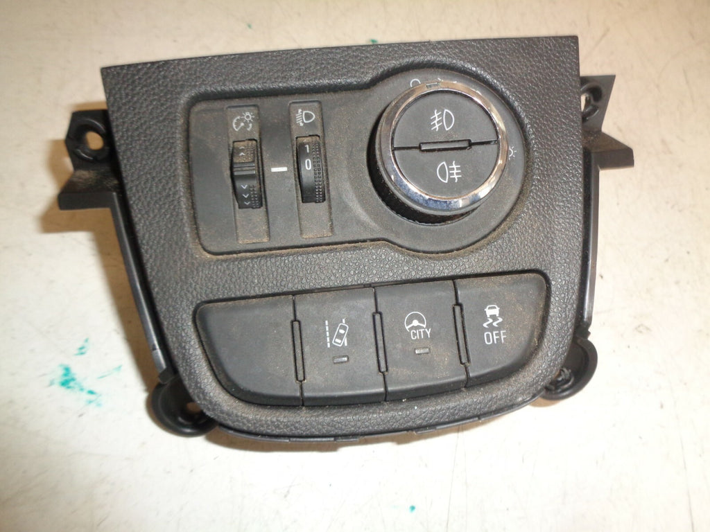 VAUXHALL VIVA 2016 HEADLIGHT & ESP SWITCH WITH BLACK TRIM 95248636