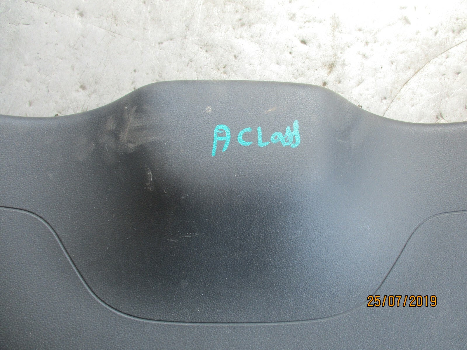MERCEDES A CLASS W176 1.5 TAILGATE BOOTLID INTERIOR COVER