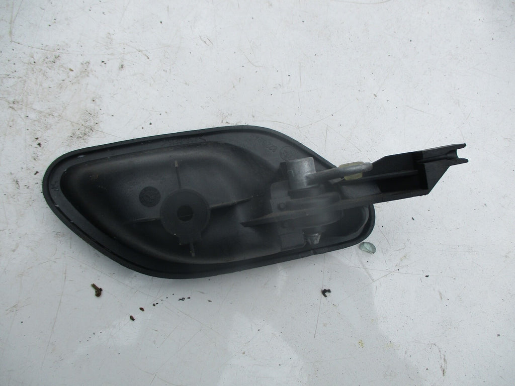 BMW 5 SERIES E39 2002 REAR INTERIOR DRIVER OFF SIDE DOOR HANDLE 8226049