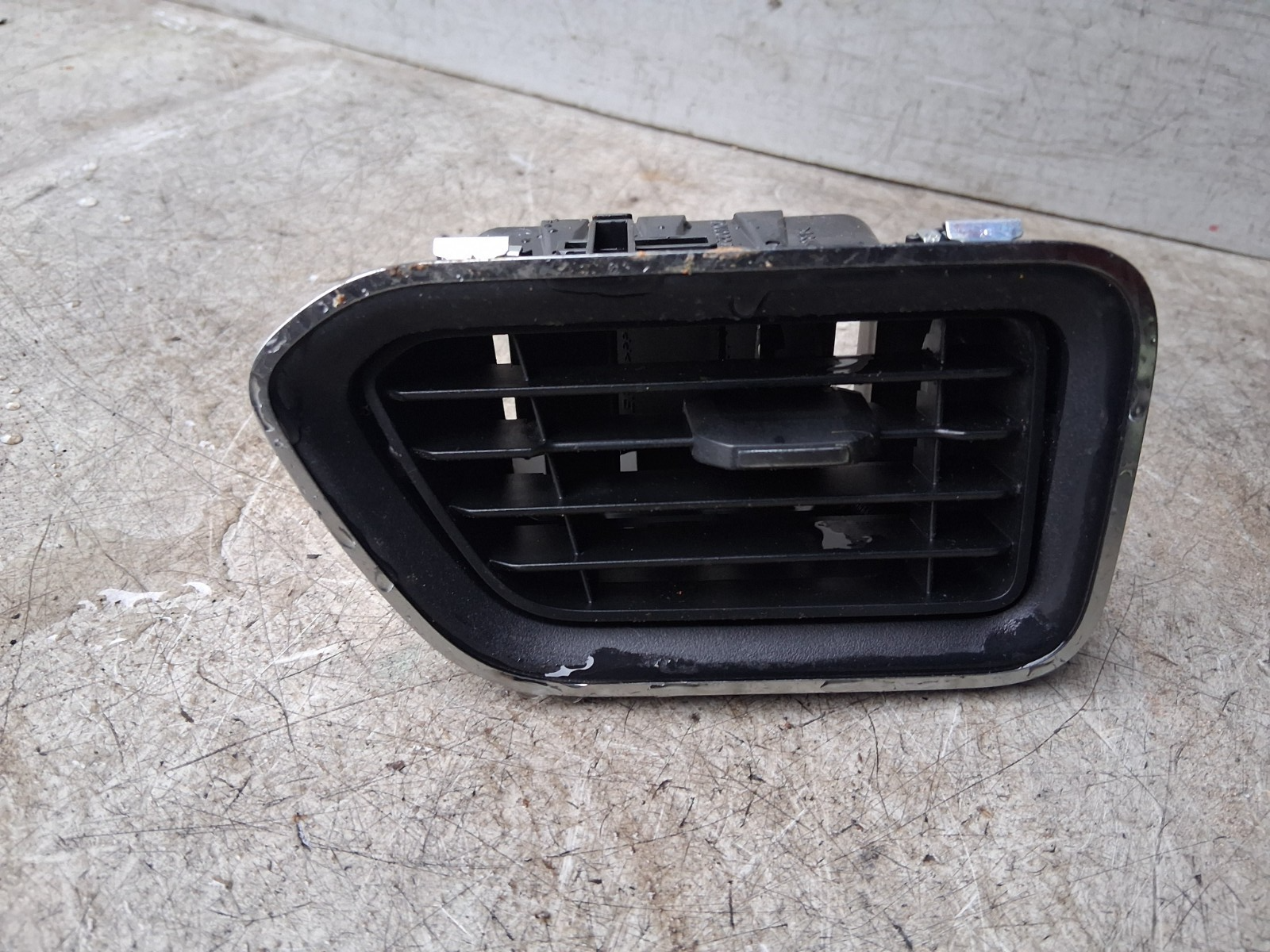 2020 RENAULT MASTER MK3 NSF PASSENGER SIDE FRONT DASHBOARD AIR VENT 687505442R