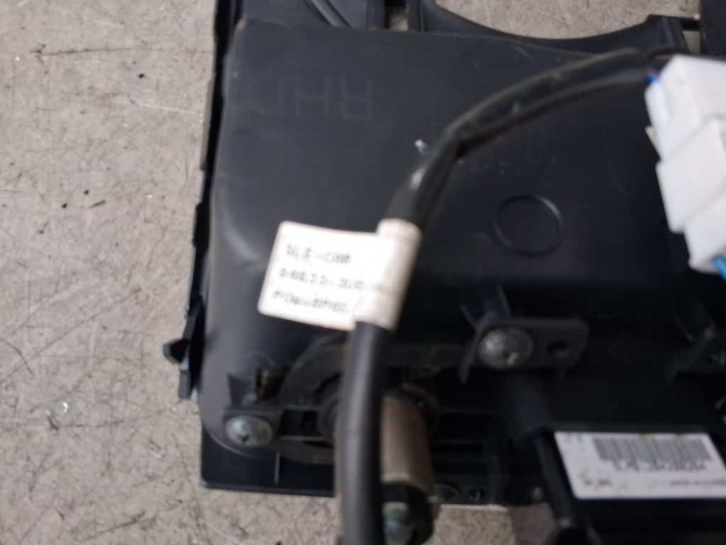 KIA SPORTAGE MK3 2012 CENTRE CONSOLE STORAGE TRAY USB AUX 846313W910