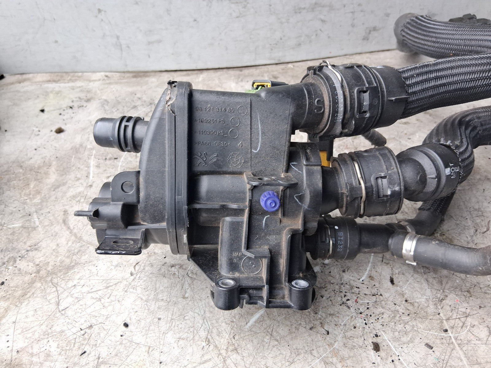 CITROEN C4 MK3 2023 1.2 PETROL THERMOSTAT HOUSING 9812131480