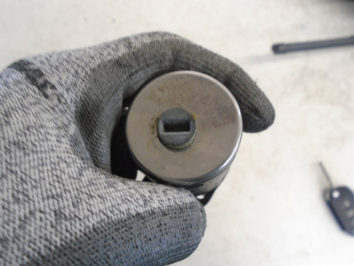 PEUGEOT 208 2014 MK1 IGNITION STARTER SWITCH 9673257480