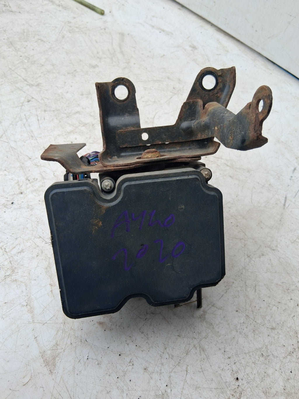 PEUGEOT 108 2016 1.0 PETROL ABS PUMP MODULATOR 445400H070