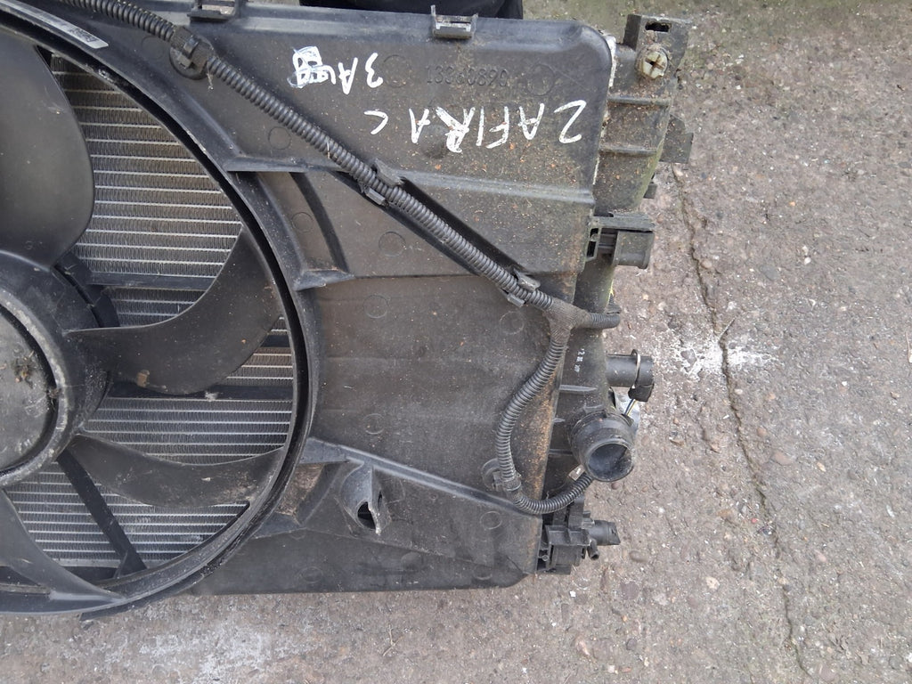 2017 VAUXHALL ZAFIRA C 1.4 PETROL RADIATOR RAD PACK 16470893