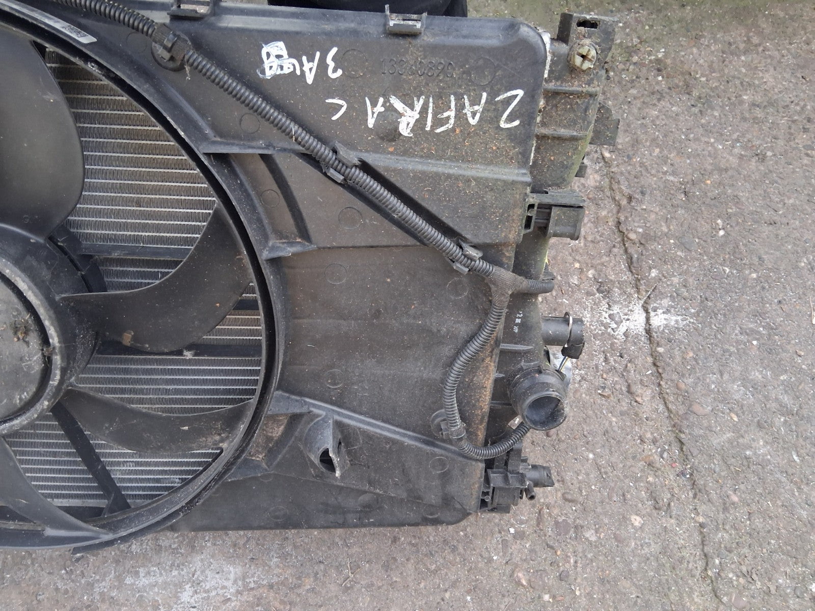 2017 VAUXHALL ZAFIRA C 1.4 PETROL RADIATOR RAD PACK 16470893