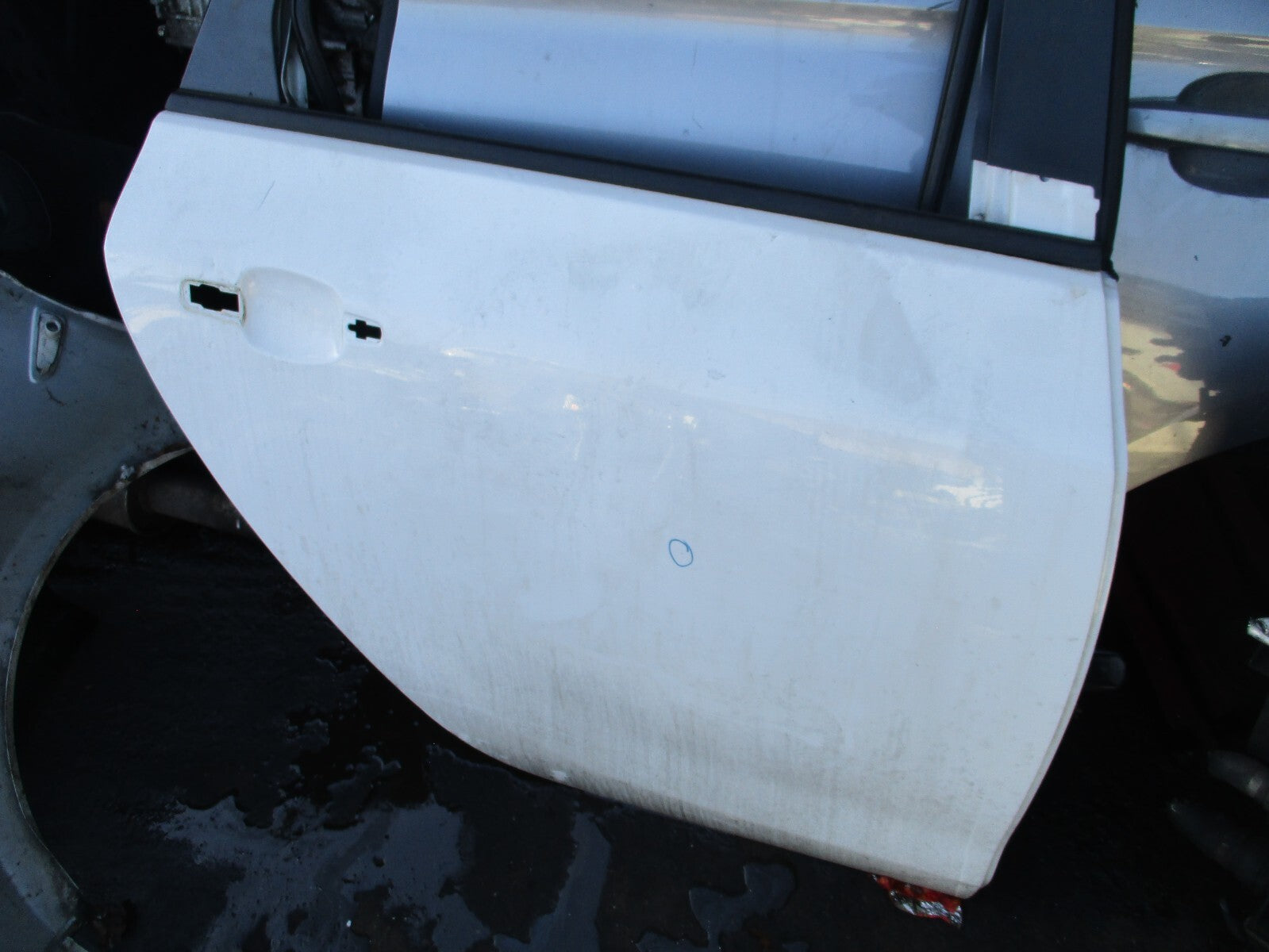 2010 VAUXHALL ASTRA J MK6 OSR DRIVER SIDE REAR BARE DOOR SUMMIT WHITE ZGAZ