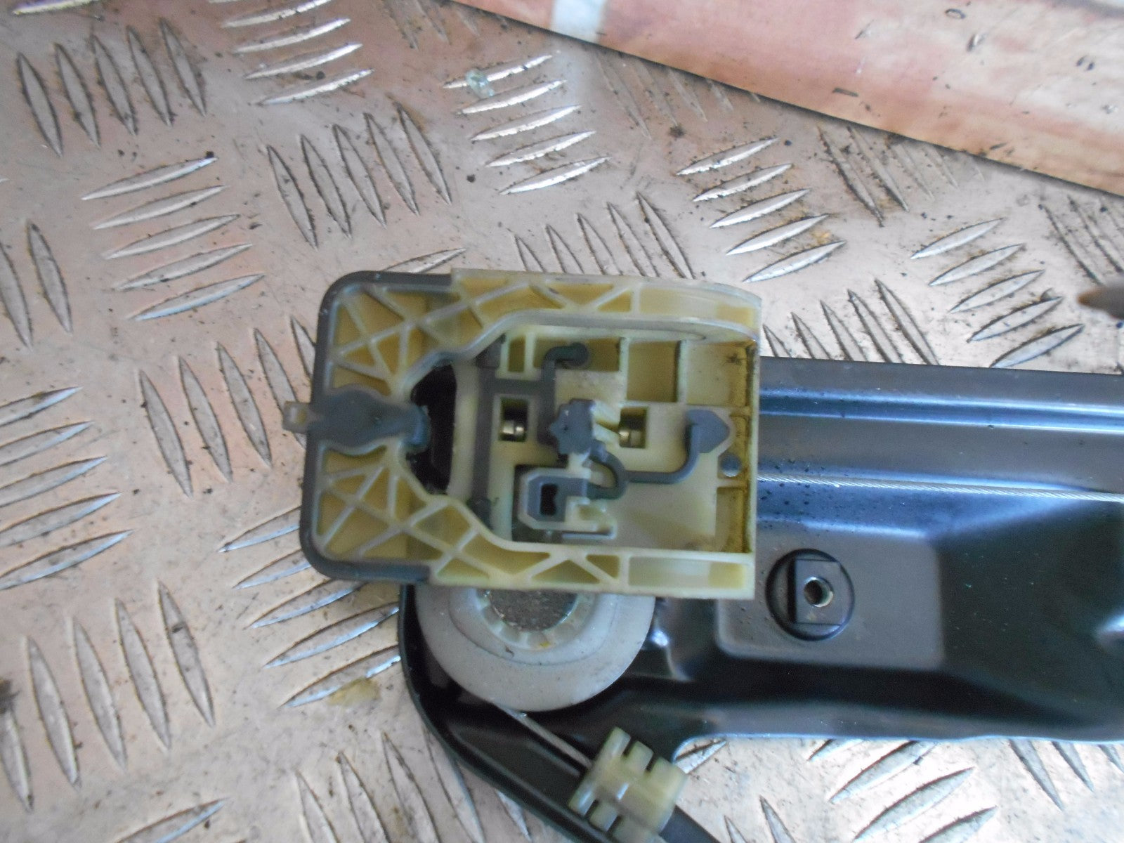 VAUXHALL INSIGNIA 2014 HATCHBACK NSF PASSENGER SIDE FRONT WINDOW REGULATOR