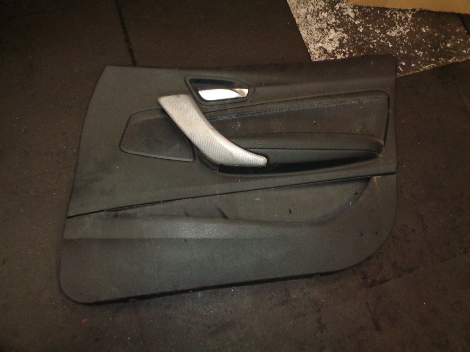 BMW 1 SERIES F20 2019 OSF DRIVER SIDE FRONT DOOR CARD PANEL 7240404