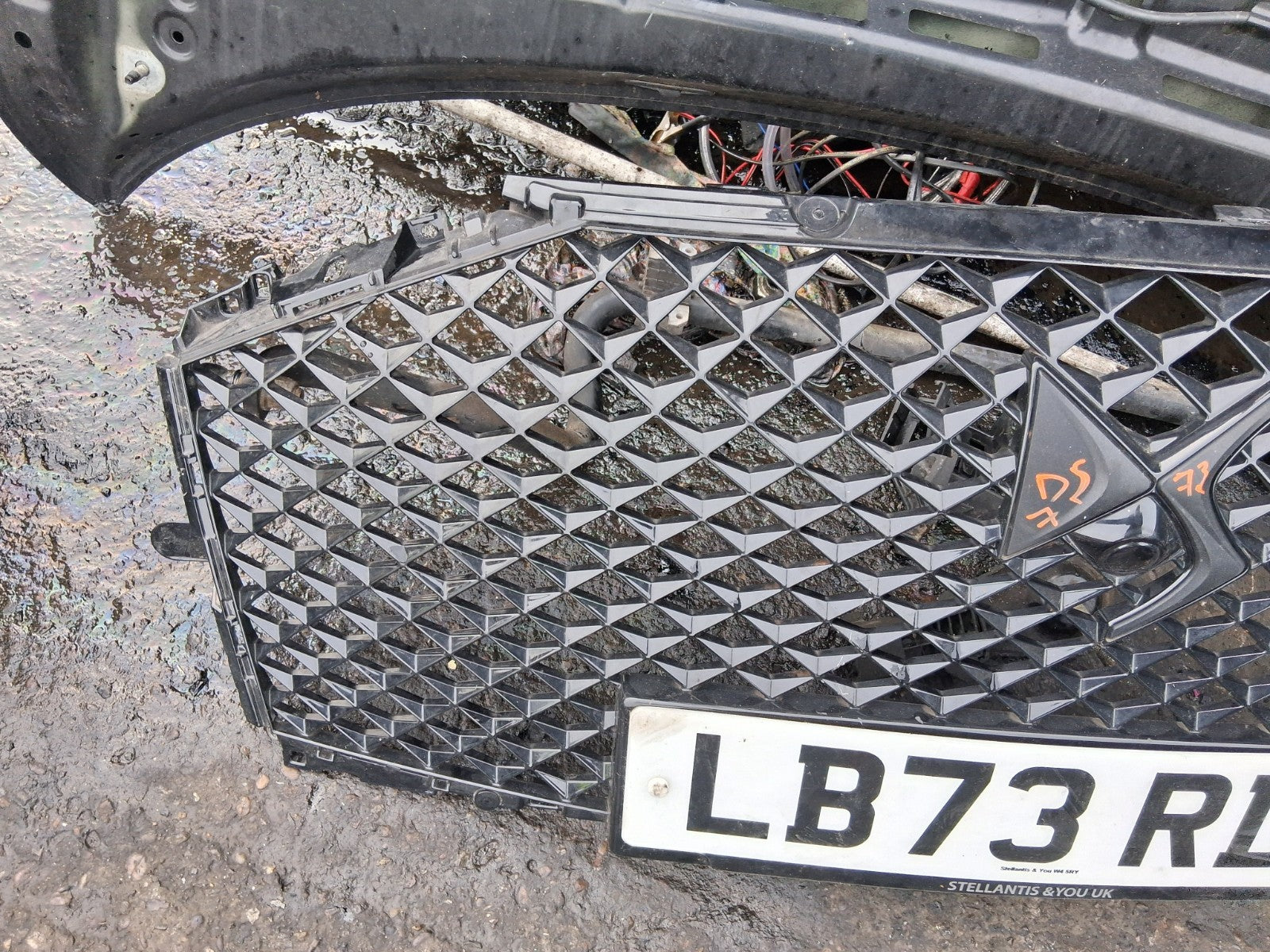 2024 DS AUTOMOBILES DS 7 FRONT BUMPER RADIATOR GRILL GRILLE 98419790