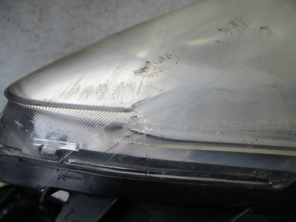 2015 PEUGEOT BIPPER FRONT HEADLIGHT HEADLAMP 45560509