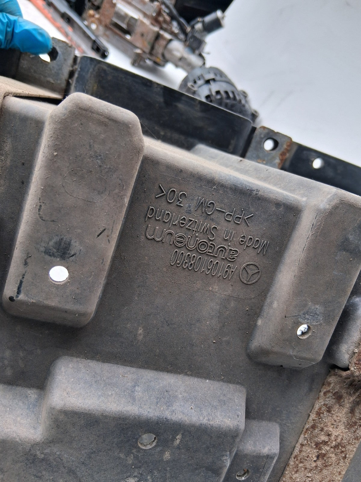 2021 MERCEDES BENZ SPRINTER W907 BATTERY BOX A9106108300