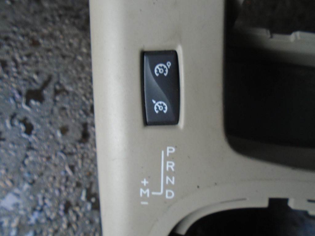 RENAULT SCENIC 2012 MK3 GEAR STICK LEVER SURROUND TRIM